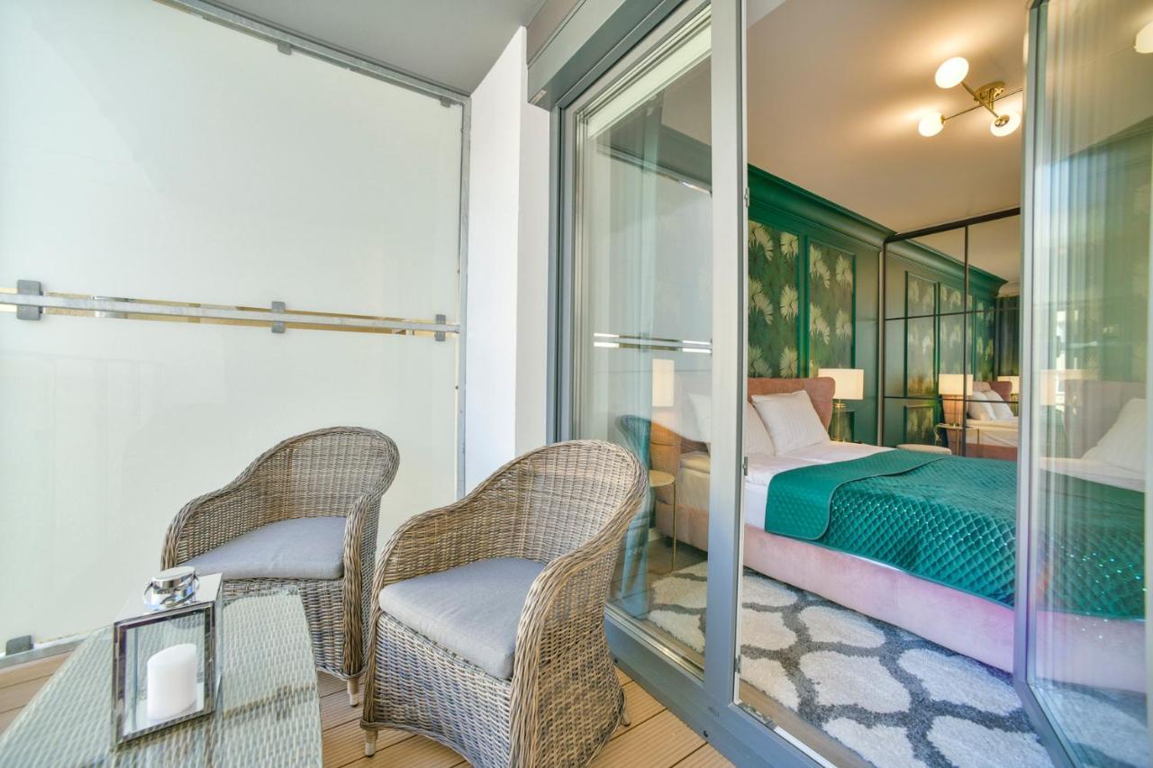 Apartamenty Navigator- Nadmorskie Tarasy Port Kołobrzeg Exteriör bild