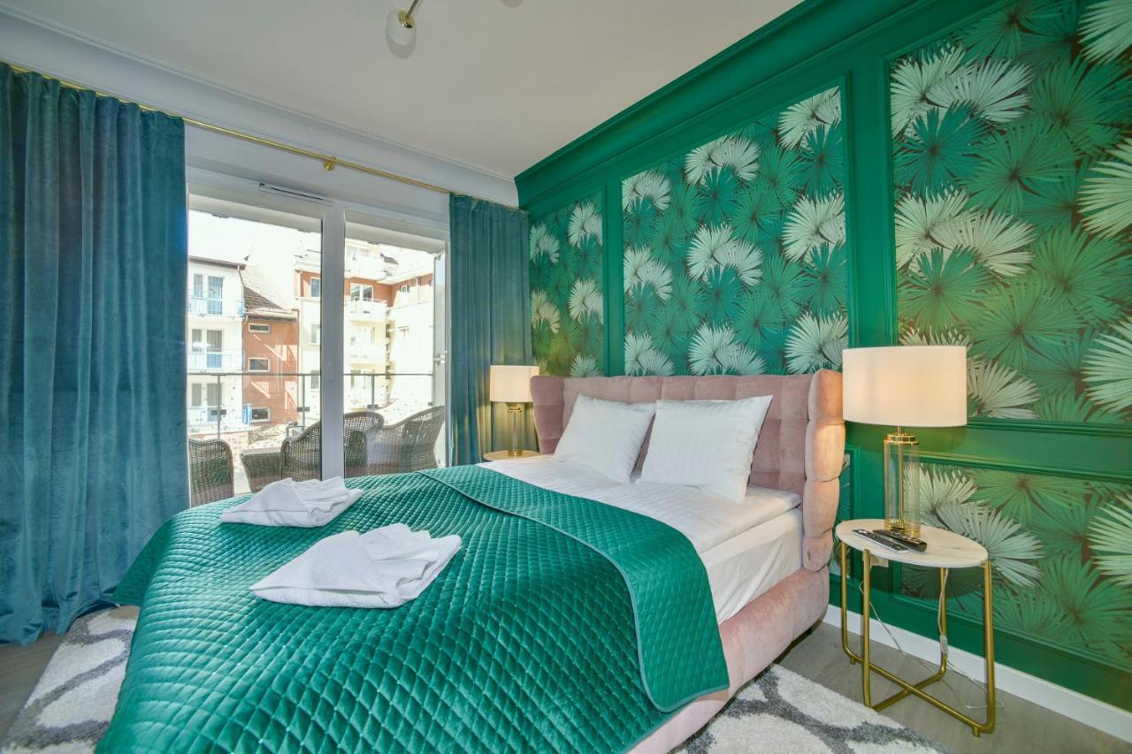Apartamenty Navigator- Nadmorskie Tarasy Port Kołobrzeg Exteriör bild