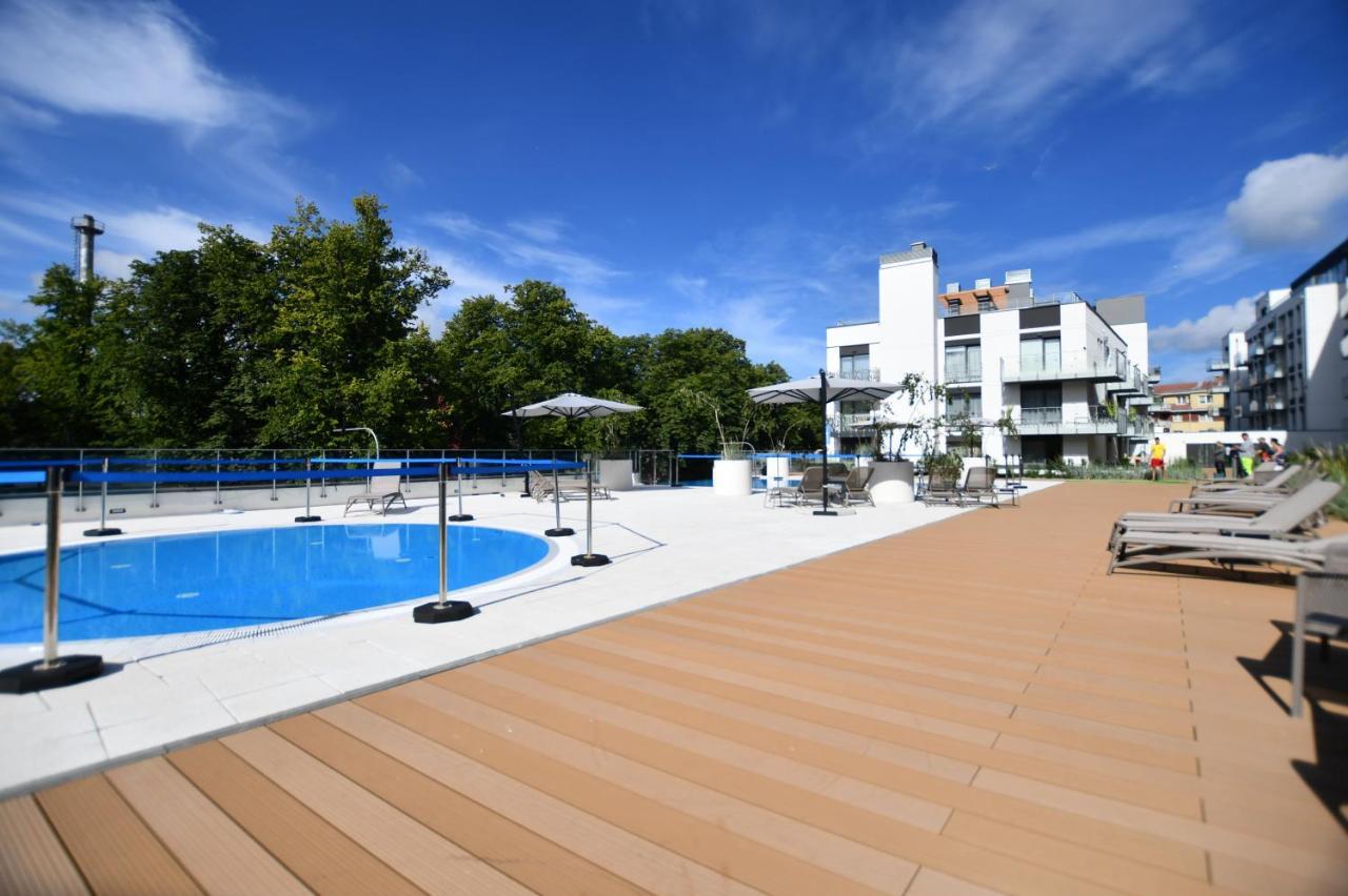 Apartamenty Navigator- Nadmorskie Tarasy Port Kołobrzeg Exteriör bild